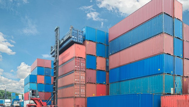 DIAGNOSTIC PROCESS, NEXT INNOVATION 17 xe nâng xếp hàng container lên xe tải tại khu hậu cần xuất nhập khẩu