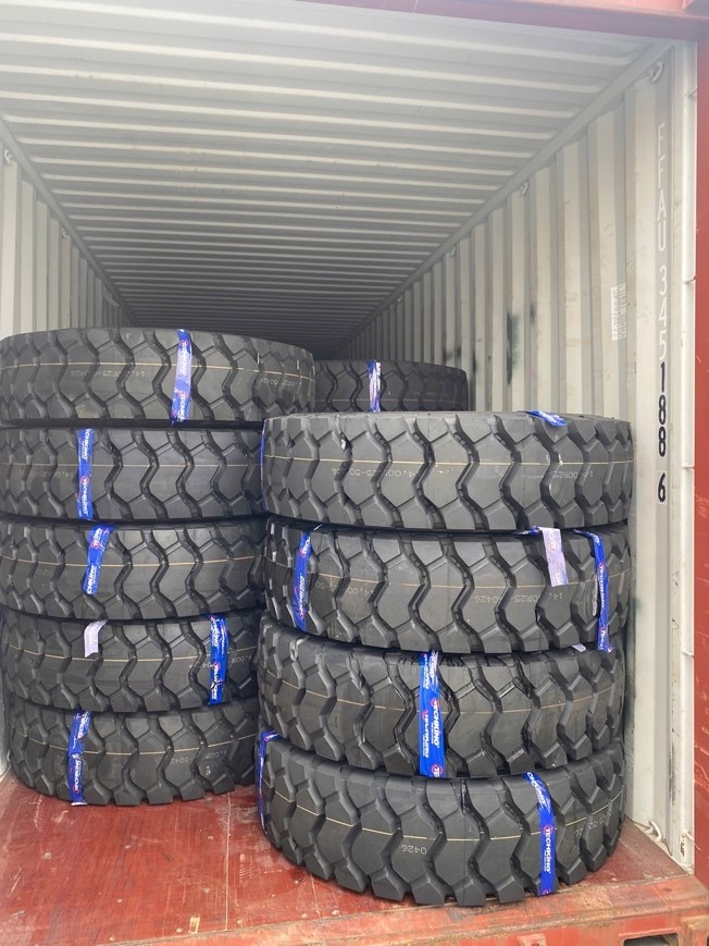 THỦ TỤC NHẬP KHẨU LỐP XE CAO SU DÙNG CHO XE CHUYÊN DÙNG (XE NÂNG, XE LU, MÁY ĐÀO, MÁY XÚC, …)